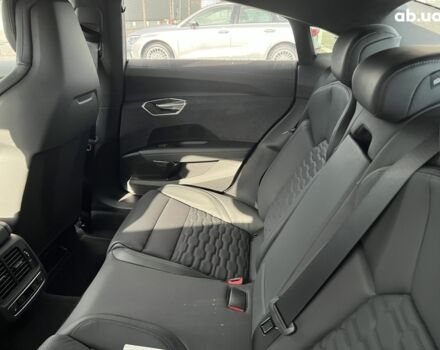 Ауди RS e-tron GT, объемом двигателя 0 л и пробегом 0 тыс. км за 156717 $, фото 41 на Automoto.ua
