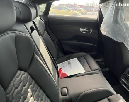 Ауди RS e-tron GT, объемом двигателя 0 л и пробегом 0 тыс. км за 156717 $, фото 24 на Automoto.ua
