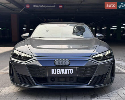 Серый Ауди RS e-tron GT, объемом двигателя 0 л и пробегом 21 тыс. км за 62000 $, фото 2 на Automoto.ua