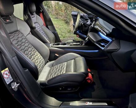 Серый Ауди RS e-tron GT, объемом двигателя 0 л и пробегом 48 тыс. км за 65500 $, фото 61 на Automoto.ua