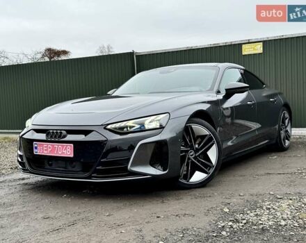 Серый Ауди RS e-tron GT, объемом двигателя 0 л и пробегом 48 тыс. км за 67700 $, фото 1 на Automoto.ua