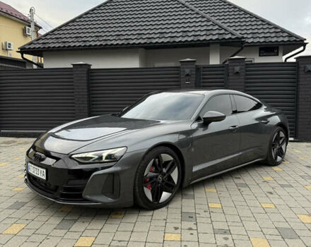 Ауді RS e-tron GT 2021 у Коломые на Automoto.ua Сірий Ауді RS e-tron GT, об'ємом двигуна 0 л та пробігом 58 тис. км за 58000 $, фото 3 на Automoto.ua