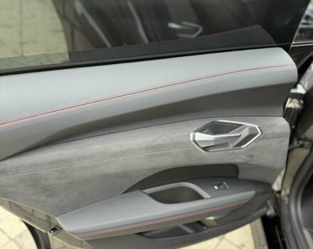 Ауді RS e-tron GT 2021 у Коломые на Automoto.ua Сірий Ауді RS e-tron GT, об'ємом двигуна 0 л та пробігом 58 тис. км за 58000 $, фото 28 на Automoto.ua