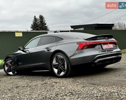 Серый Ауди RS e-tron GT, объемом двигателя 0 л и пробегом 48 тыс. км за 65500 $, фото 11 на Automoto.ua