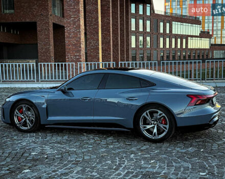 Серый Ауди RS e-tron GT, объемом двигателя 0 л и пробегом 12 тыс. км за 78000 $, фото 19 на Automoto.ua