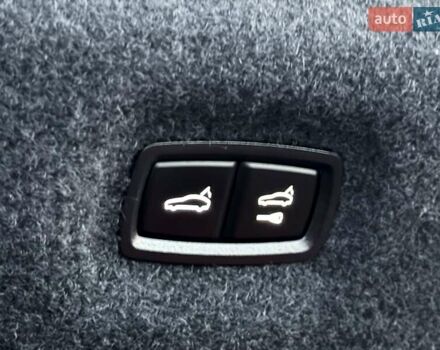 Серый Ауди RS e-tron GT, объемом двигателя 0 л и пробегом 48 тыс. км за 67700 $, фото 53 на Automoto.ua
