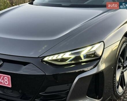 Серый Ауди RS e-tron GT, объемом двигателя 0 л и пробегом 48 тыс. км за 67700 $, фото 19 на Automoto.ua