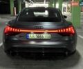 Серый Ауди RS e-tron GT, объемом двигателя 0 л и пробегом 51 тыс. км за 71000 $, фото 5 на Automoto.ua