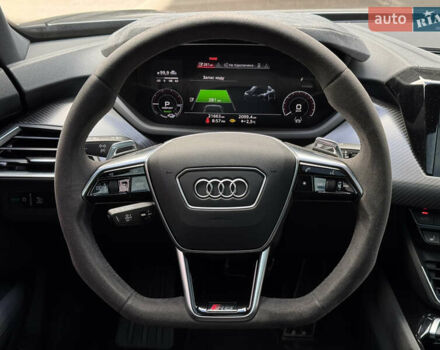Серый Ауди RS e-tron GT, объемом двигателя 0 л и пробегом 21 тыс. км за 62000 $, фото 26 на Automoto.ua