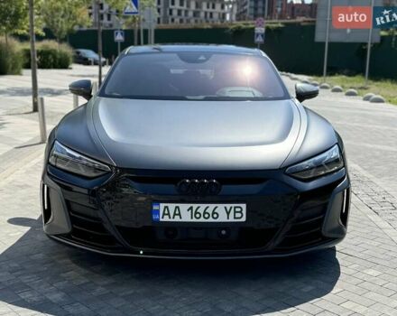 Серый Ауди RS e-tron GT, объемом двигателя 0 л и пробегом 51 тыс. км за 71000 $, фото 9 на Automoto.ua