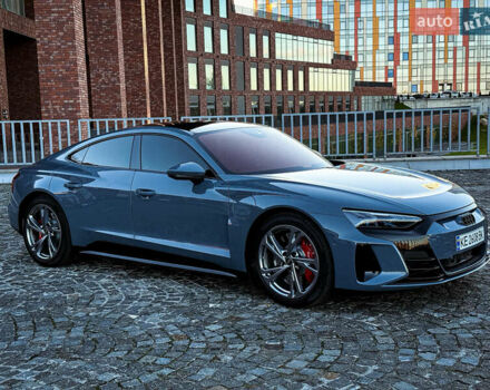 Серый Ауди RS e-tron GT, объемом двигателя 0 л и пробегом 12 тыс. км за 78000 $, фото 3 на Automoto.ua