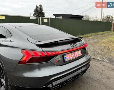 Серый Ауди RS e-tron GT, объемом двигателя 0 л и пробегом 48 тыс. км за 65500 $, фото 13 на Automoto.ua