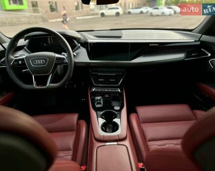 Сірий Ауді RS e-tron GT, об'ємом двигуна 0 л та пробігом 46 тис. км за 74900 $, фото 50 на Automoto.ua