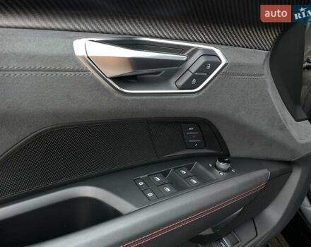 Сірий Ауді RS e-tron GT, об'ємом двигуна 0 л та пробігом 51 тис. км за 71900 $, фото 47 на Automoto.ua