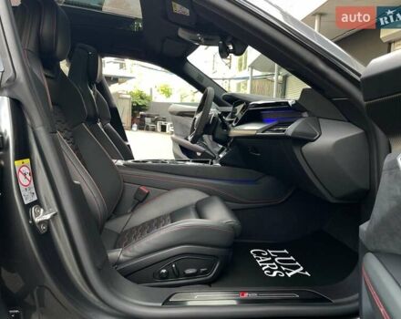 Сірий Ауді RS e-tron GT, об'ємом двигуна 0 л та пробігом 51 тис. км за 71900 $, фото 45 на Automoto.ua