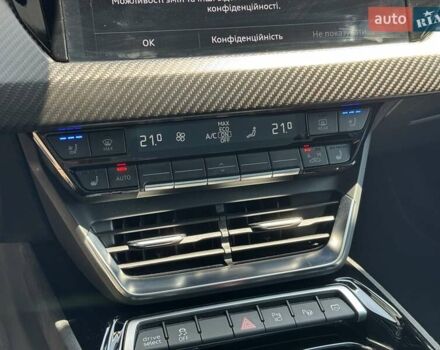 Серый Ауди RS e-tron GT, объемом двигателя 0 л и пробегом 51 тыс. км за 68490 $, фото 26 на Automoto.ua