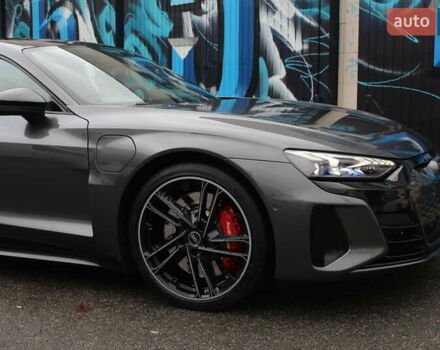Сірий Ауді RS e-tron GT, об'ємом двигуна 0 л та пробігом 34 тис. км за 73800 $, фото 7 на Automoto.ua