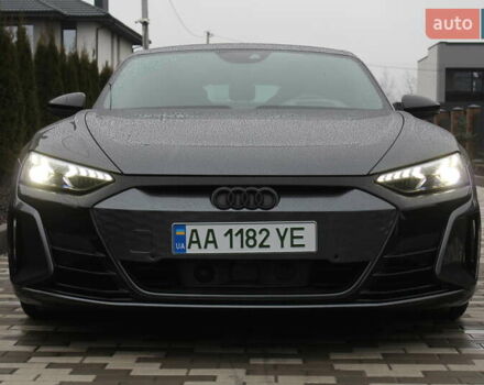 Сірий Ауді RS e-tron GT, об'ємом двигуна 0 л та пробігом 42 тис. км за 69800 $, фото 1 на Automoto.ua