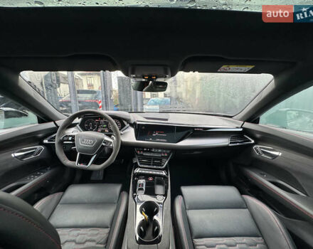 Сірий Ауді RS e-tron GT, об'ємом двигуна 0 л та пробігом 34 тис. км за 73800 $, фото 21 на Automoto.ua
