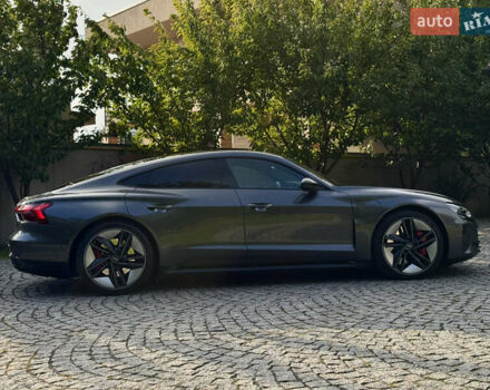 Сірий Ауді RS e-tron GT, об'ємом двигуна 0 л та пробігом 31 тис. км за 80000 $, фото 11 на Automoto.ua