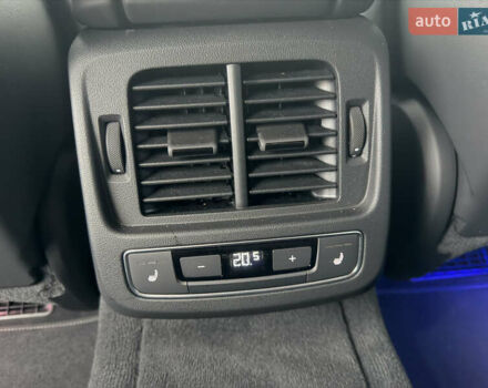 Серый Ауди RS e-tron GT, объемом двигателя 0 л и пробегом 39 тыс. км за 69500 $, фото 25 на Automoto.ua