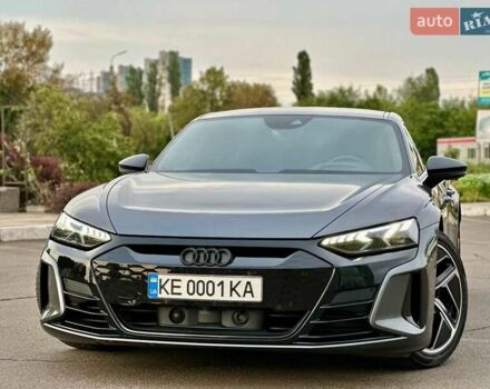 Сірий Ауді RS e-tron GT, об'ємом двигуна 0 л та пробігом 46 тис. км за 74900 $, фото 2 на Automoto.ua