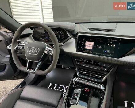 Сірий Ауді RS e-tron GT, об'ємом двигуна 0 л та пробігом 51 тис. км за 71900 $, фото 41 на Automoto.ua