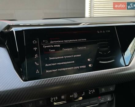 Сірий Ауді RS e-tron GT, об'ємом двигуна 0 л та пробігом 51 тис. км за 71900 $, фото 74 на Automoto.ua