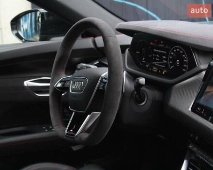 Сірий Ауді RS e-tron GT, об'ємом двигуна 0 л та пробігом 34 тис. км за 73800 $, фото 19 на Automoto.ua