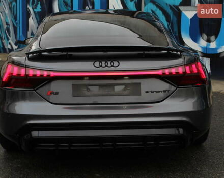 Сірий Ауді RS e-tron GT, об'ємом двигуна 0 л та пробігом 34 тис. км за 73800 $, фото 11 на Automoto.ua