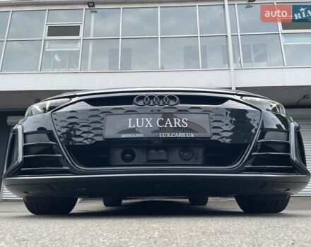 Сірий Ауді RS e-tron GT, об'ємом двигуна 0 л та пробігом 51 тис. км за 71900 $, фото 12 на Automoto.ua