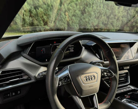 Сірий Ауді RS e-tron GT, об'ємом двигуна 0 л та пробігом 31 тис. км за 80000 $, фото 27 на Automoto.ua