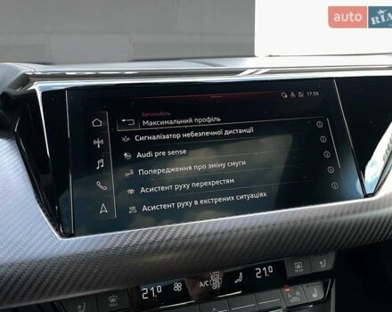 Сірий Ауді RS e-tron GT, об'ємом двигуна 0 л та пробігом 51 тис. км за 71900 $, фото 72 на Automoto.ua