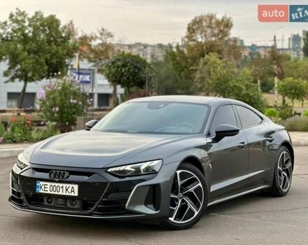 Сірий Ауді RS e-tron GT, об'ємом двигуна 0 л та пробігом 46 тис. км за 74900 $, фото 3 на Automoto.ua