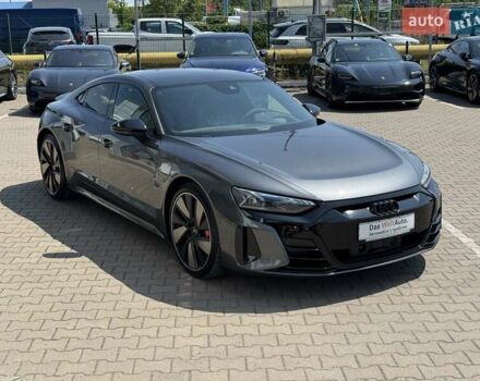Серый Ауди RS e-tron GT, объемом двигателя 0 л и пробегом 51 тыс. км за 68490 $, фото 3 на Automoto.ua
