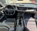 Серый Ауди RS e-tron GT, объемом двигателя 0 л и пробегом 51 тыс. км за 68490 $, фото 34 на Automoto.ua