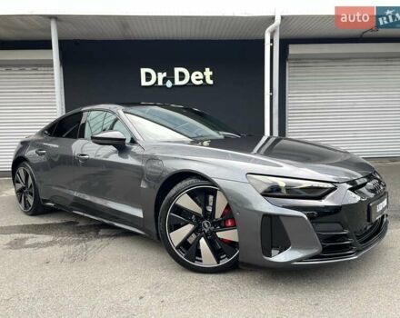 Сірий Ауді RS e-tron GT, об'ємом двигуна 0 л та пробігом 51 тис. км за 71900 $, фото 4 на Automoto.ua