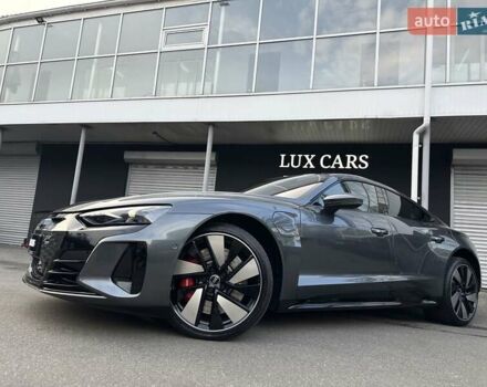 Сірий Ауді RS e-tron GT, об'ємом двигуна 0 л та пробігом 24 тис. км за 79900 $, фото 8 на Automoto.ua