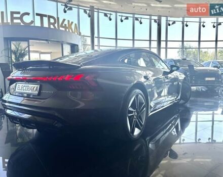 Серый Ауди RS e-tron GT, объемом двигателя 0 л и пробегом 18 тыс. км за 72500 $, фото 21 на Automoto.ua