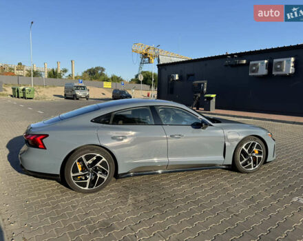 Сірий Ауді RS e-tron GT, об'ємом двигуна 0 л та пробігом 17 тис. км за 65000 $, фото 2 на Automoto.ua