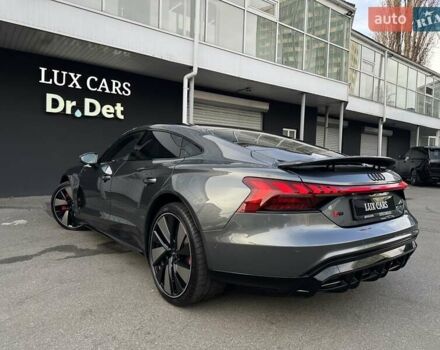 Сірий Ауді RS e-tron GT, об'ємом двигуна 0 л та пробігом 24 тис. км за 79900 $, фото 32 на Automoto.ua