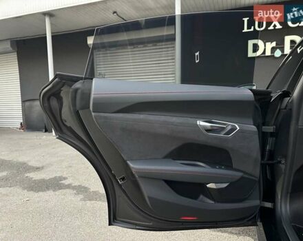 Сірий Ауді RS e-tron GT, об'ємом двигуна 0 л та пробігом 24 тис. км за 79900 $, фото 44 на Automoto.ua