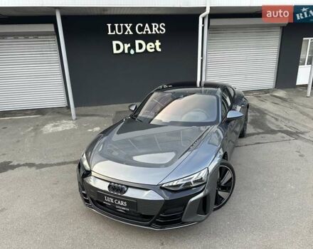 Сірий Ауді RS e-tron GT, об'ємом двигуна 0 л та пробігом 24 тис. км за 79900 $, фото 10 на Automoto.ua