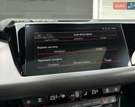 Сірий Ауді RS e-tron GT, об'ємом двигуна 0 л та пробігом 24 тис. км за 79900 $, фото 91 на Automoto.ua