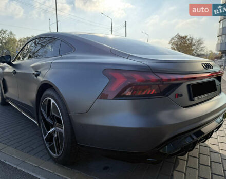 Ауді RS e-tron GT 2023 у Харкові на Automoto.ua Сірий Ауді RS e-tron GT, об'ємом двигуна 0 л та пробігом 11 тис. км за 98000 $, фото 14 на Automoto.ua