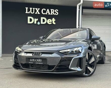 Сірий Ауді RS e-tron GT, об'ємом двигуна 0 л та пробігом 24 тис. км за 79900 $, фото 13 на Automoto.ua