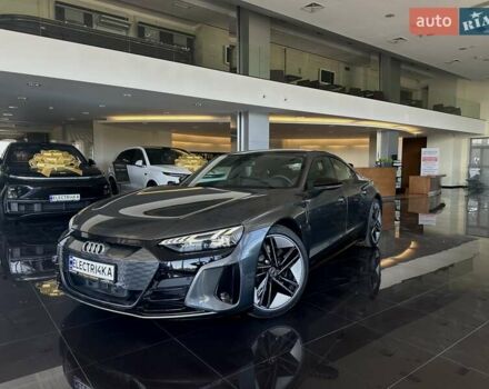 Сірий Ауді RS e-tron GT, об'ємом двигуна 0 л та пробігом 18 тис. км за 72900 $, фото 13 на Automoto.ua