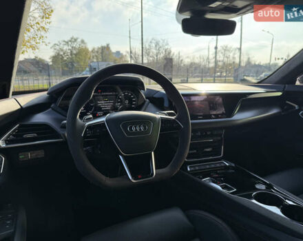 Ауді RS e-tron GT 2023 у Харкові на Automoto.ua Сірий Ауді RS e-tron GT, об'ємом двигуна 0 л та пробігом 11 тис. км за 98000 $, фото 20 на Automoto.ua