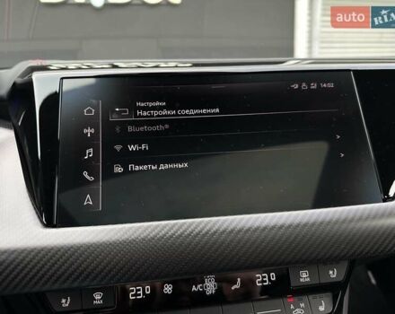 Сірий Ауді RS e-tron GT, об'ємом двигуна 0 л та пробігом 24 тис. км за 79900 $, фото 89 на Automoto.ua