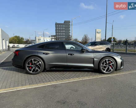 Ауді RS e-tron GT 2023 у Харкові на Automoto.ua Сірий Ауді RS e-tron GT, об'ємом двигуна 0 л та пробігом 11 тис. км за 98000 $, фото 3 на Automoto.ua